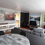 Sleeps 8 - 3 Bedrooms