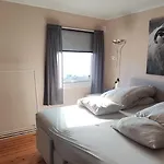 Sleeps 8 - 3 Bedrooms
